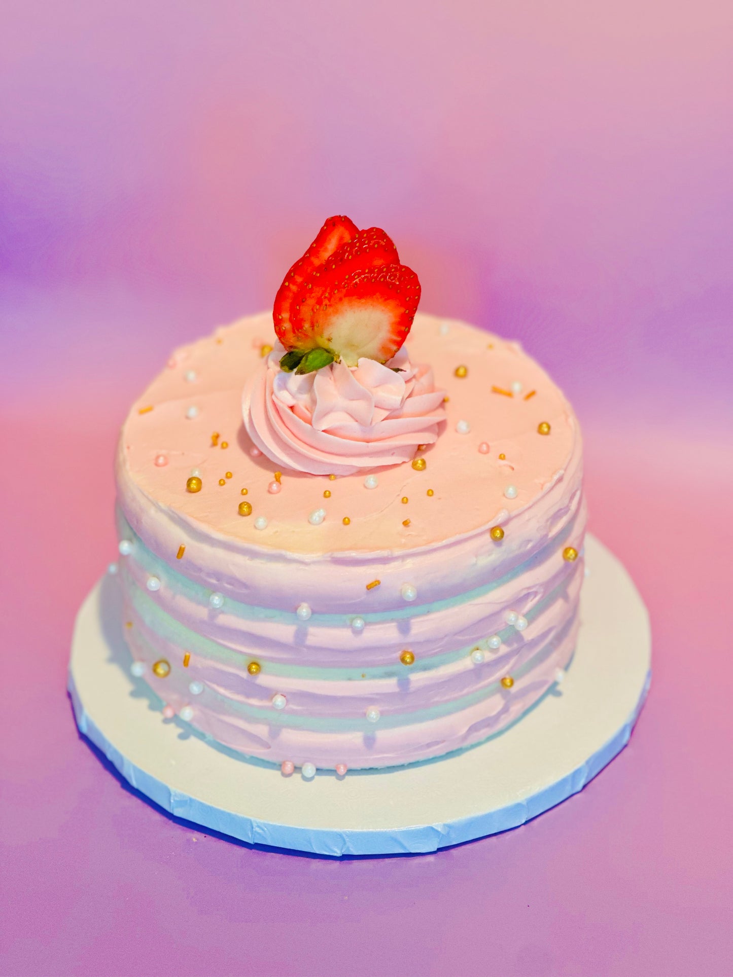 Classic Strawberry Cream Cake