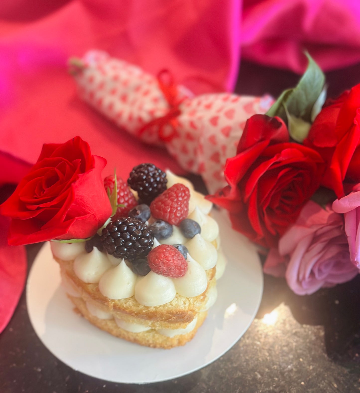 Vanilla Heart Berry Buttercream Mini Cake w/Fresh floral bouquet (Valentine’s Day special)
