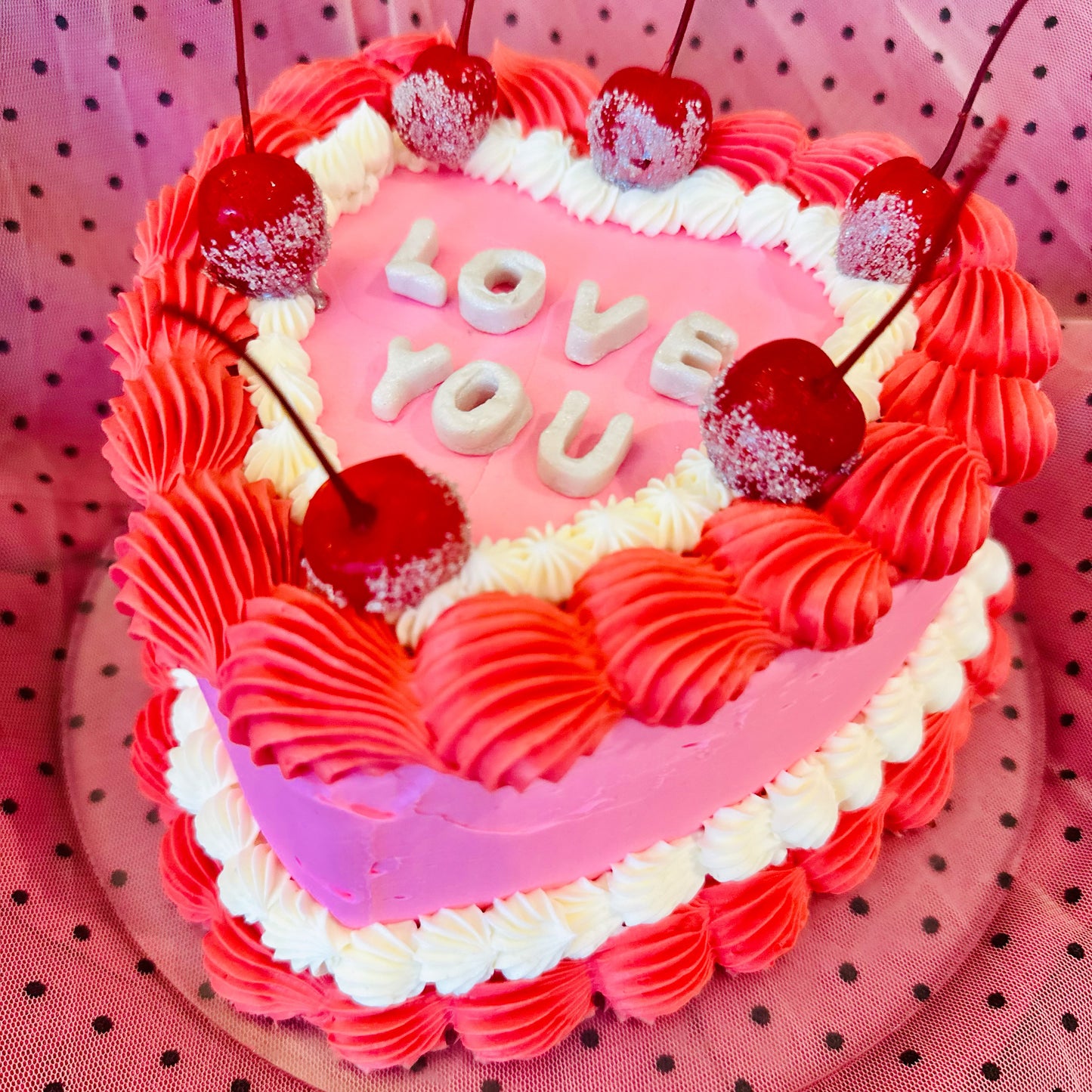 Vintage Heart "Rouge" Cake