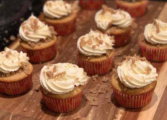 Cinnamon Streusel Cupcake