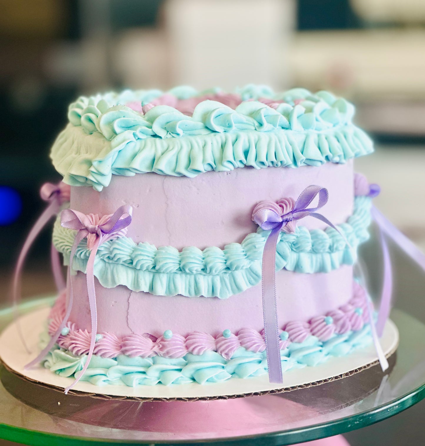 Vintage Ariel Cake- classic vintage heart